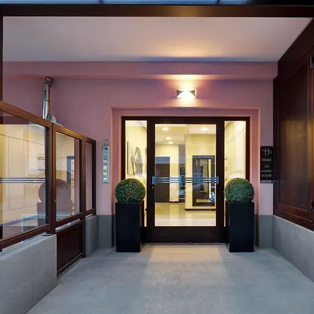 Lhp Apartment *